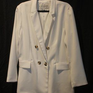 White Lined Blazer/Coat